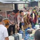 Peduli Ditengah Masyarakat, Brimob Kalteng Salurkan Air Bersih Gratis untuk Warga Desa