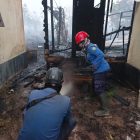 Dua Rumah di Perumahan Ketapang Sampit Terbakar, Diduga Akibat Perambatan Api Dari Lahan